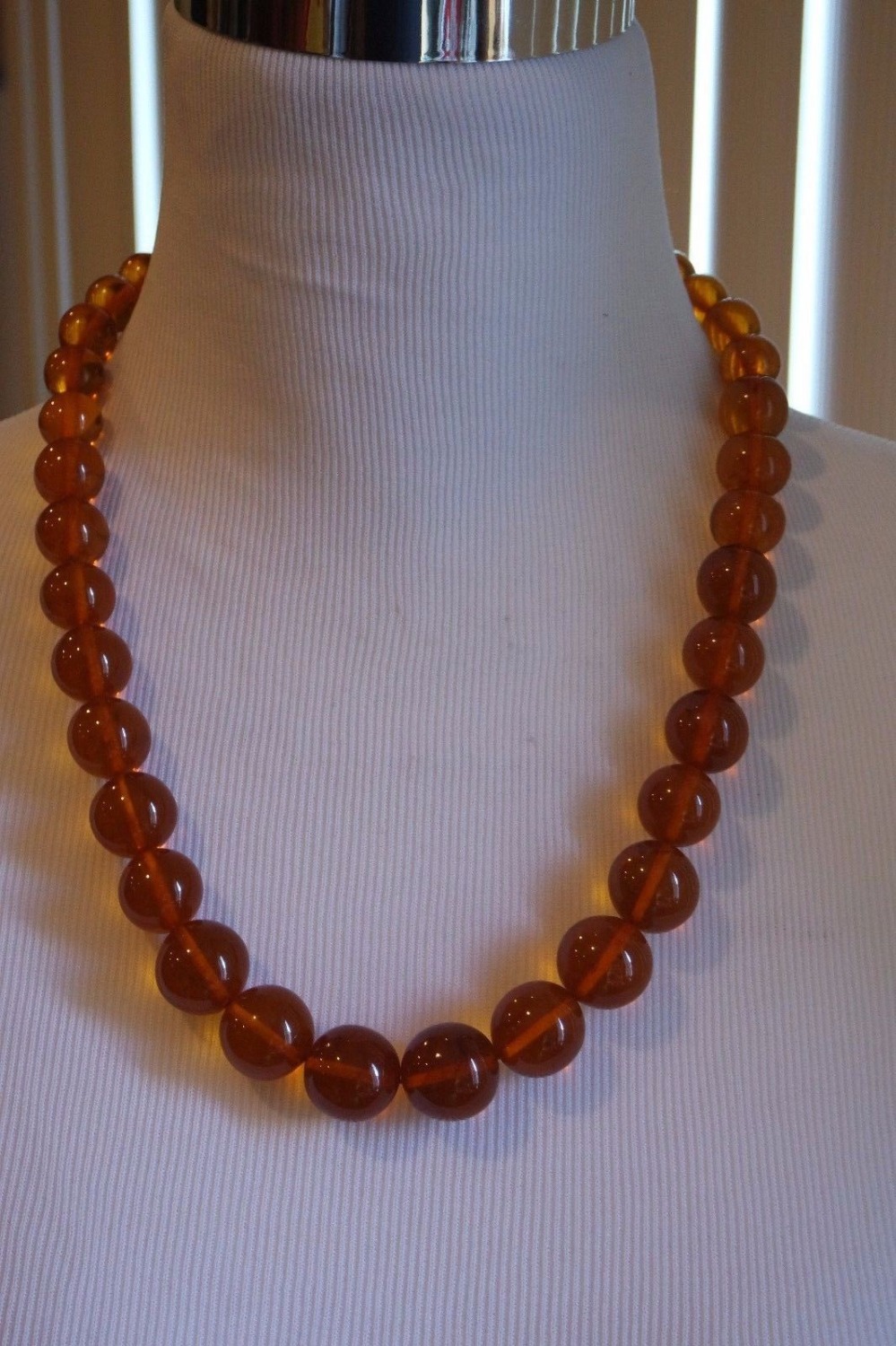 Ƽ  Ʈ  ڹ   90gr ũ 20mm /VINTAGE GENUINE BALTIC CHINESE Amber Round BEADS NECKLACE 90gr  SIZE 20mm
